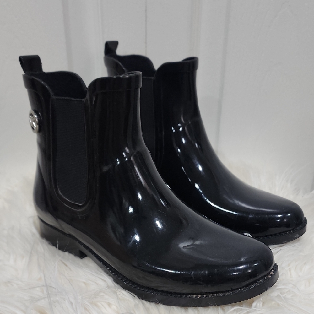 Michael Kors Black Winter Rain Boots with Glossy Finish
